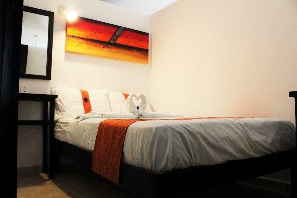 Gayser Apartamentos Вальядолид Экстерьер фото